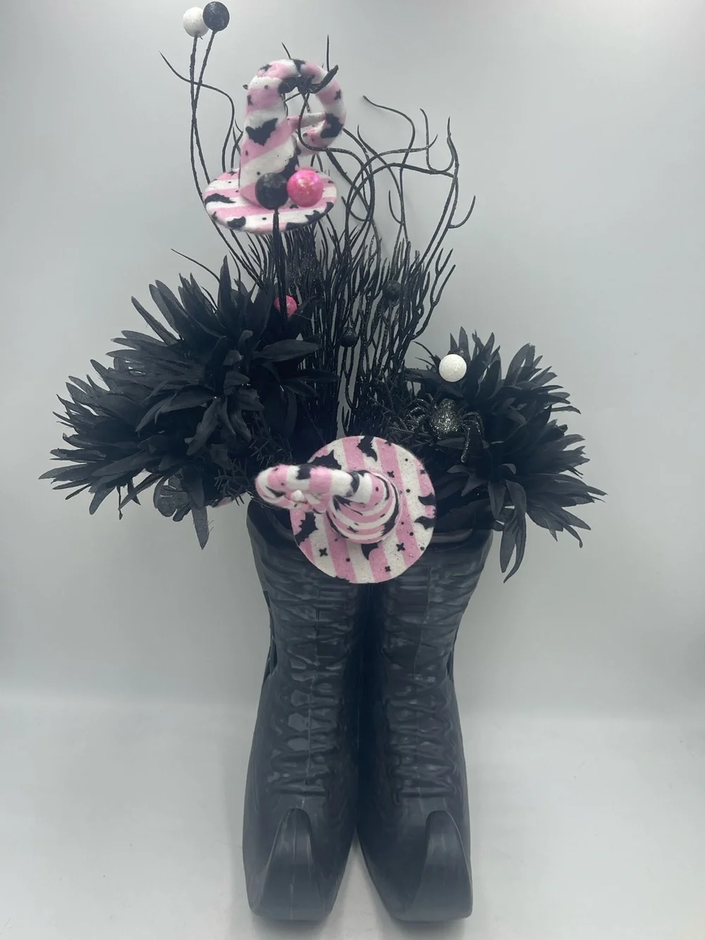Gothic Halloween Centerpiece Witch Boots Plastic Vase w/Pink Hats & Faux Florals
